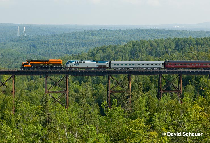 GN 400 "Hustle Muscle" leads NHRS special over Huson Bridge